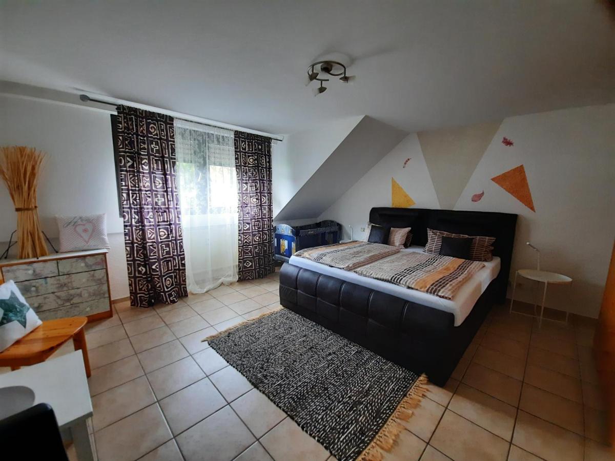 Gaestehaus Moselblick Тритенхайм Екстериор снимка