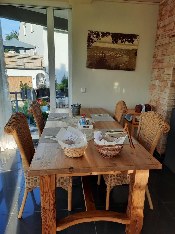 Gaestehaus Moselblick Тритенхайм Екстериор снимка